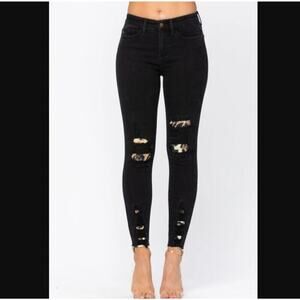 NWT Judy Blue Black Destroyed Animal Patch Skinny Jeans Size 3/26 JB82168BK